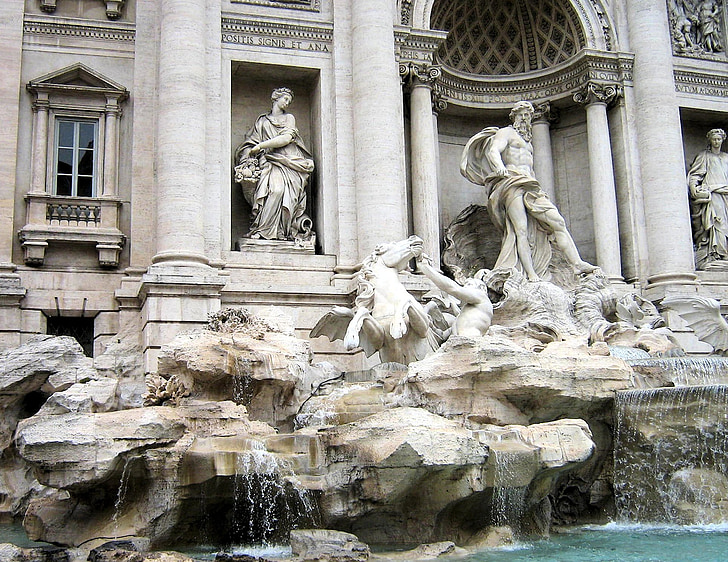 Trevin suihkulähde, Rooma, Italia, Fontana di Trevi-metroasema, kivi, matkustaa