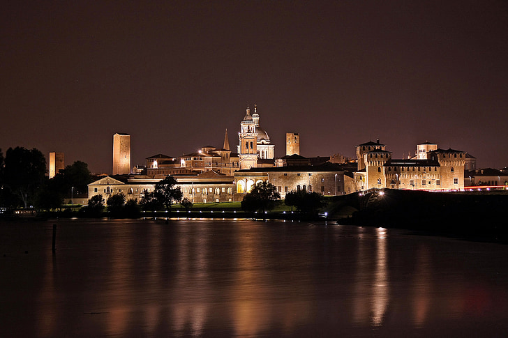Mantova, Danau, refleksi, malam, lampu, Kota, pencahayaan