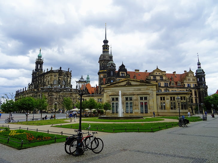 Dresden, Tyskland, Hofkirche, Zwinger, Striezelmarkt, Altstadt, springvand
