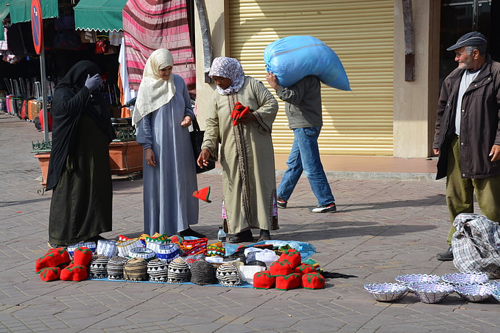 street scene, morocco, street vending