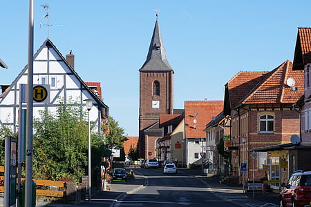Calden, Straße, Kirche, Turm, Kirchturm, Architektur, Häuser