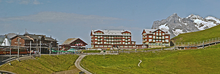 Kleine scheidegg, Estação de montanha, Estação Ferroviária, ferroviária de Jungfrau, Wetterhorn, schreckhorn, Eiger