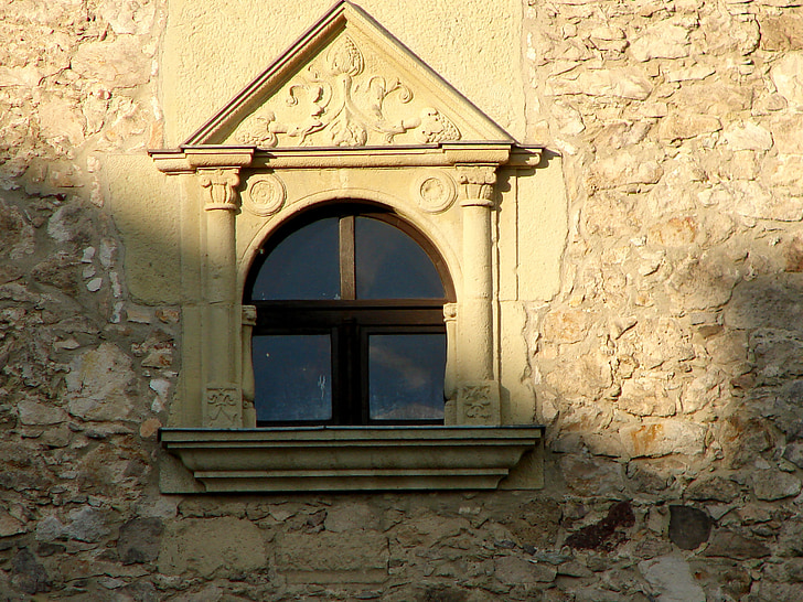 окно, Замок, Шарошпатак, Перспектива, свет, тень, Каменная стена
