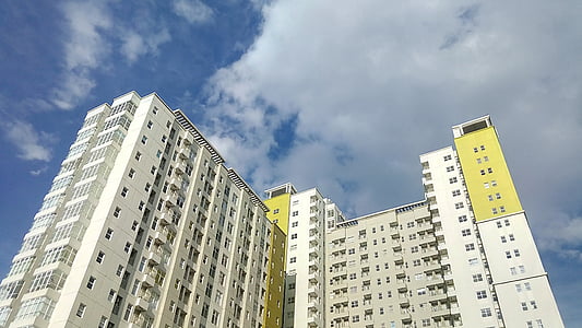 сграда, град, апартаменти, Слънчев, небостъргач, облак - небе, небе