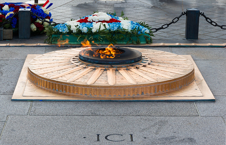 věčný plamen, Arc de triomphe, Paříž, Francie, orientační bod, Památník, voják