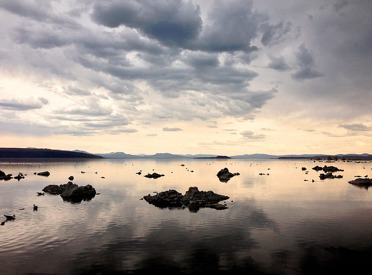 jazero, reflexie, mono lake, oblaky, Príroda, scenérie, scénické