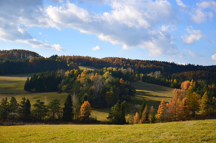 krajolik, priroda, jesenje zlato, nebo, planine, šuma, oblaci