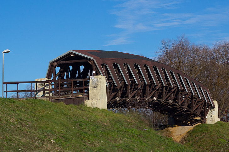 Puente de madera, seleccionado, Ruta de acceso