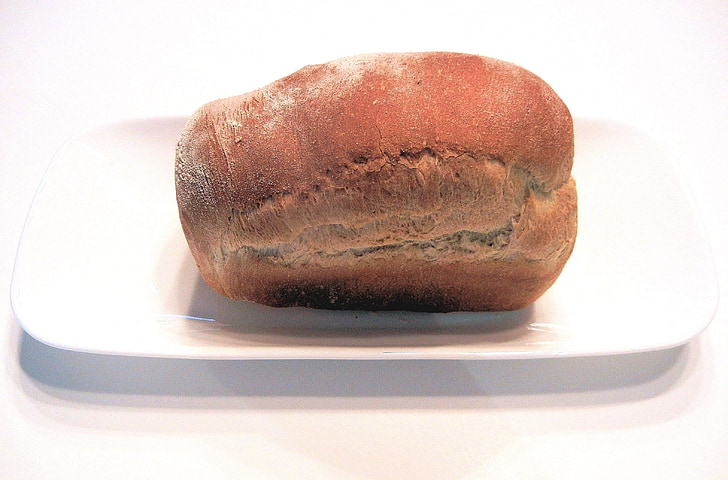 Mini bochenek, biały chleb, drożdże, pieczone