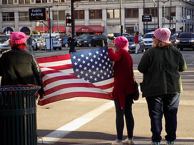 Moterys, u s vėliava, protesto