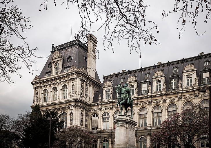 a Hotel de ville, Párizs, Franciaország, Európa, építészet, szobor, lovas