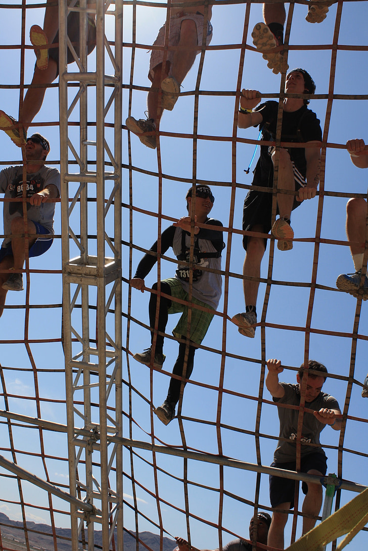 climbing, cargo net, challenge, athletic, obstacle, group, men