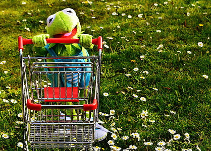 Kermit, žaba, nakupovanje, nakupovalni voziček, zabavno, mehke igrače, polnjene živali