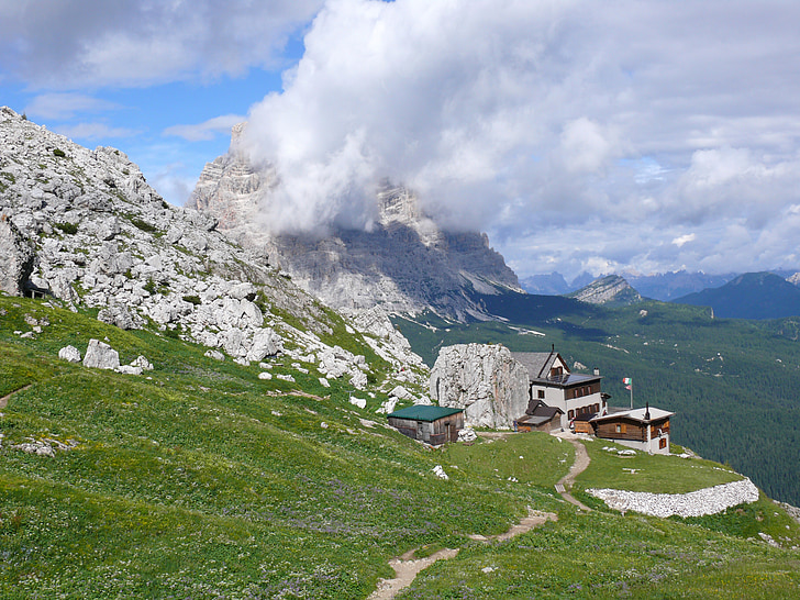 kalni, kalnu būda, Dolomites
