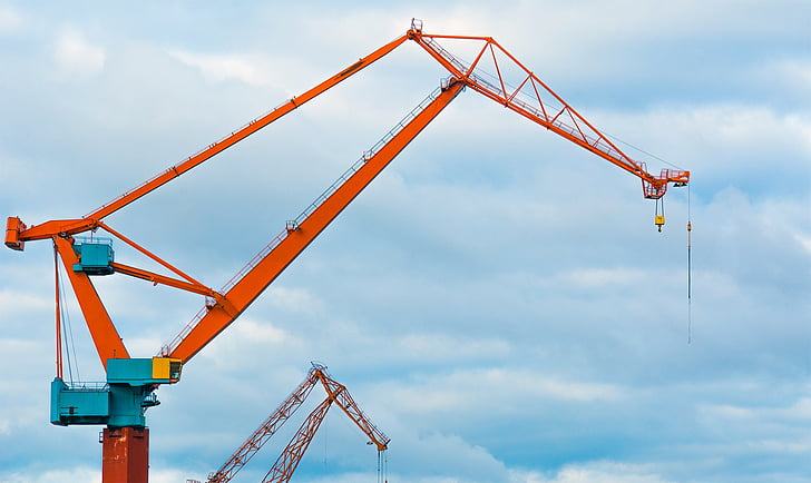 Crane, tranor, blå himmel, Crane - entreprenadmaskiner, byggbranschen, utrustning, industrin