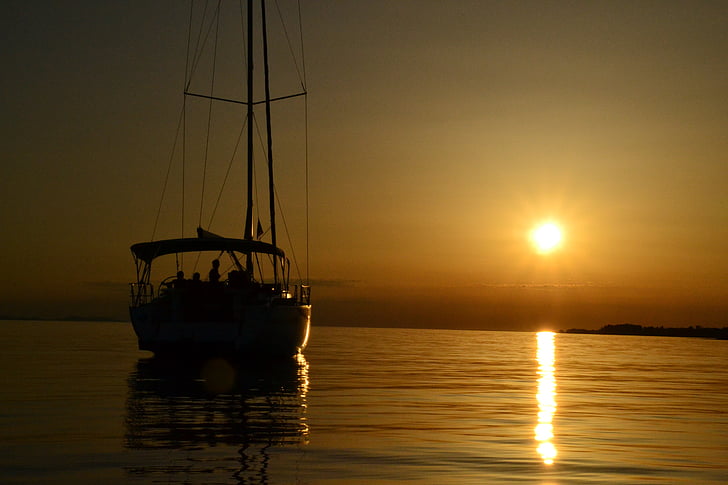 żagiel, zachód słońca, jacht, wakacje, Chorwacja, Bavaria 45 cruiser, morze