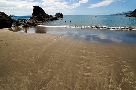 Madère, plage de sable, Rock, réflexion de l’eau, Atlantique, horizon