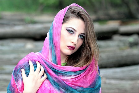 Flicka, halsduk, omslaget, orientalisk, blå ögon, färg, skönhet