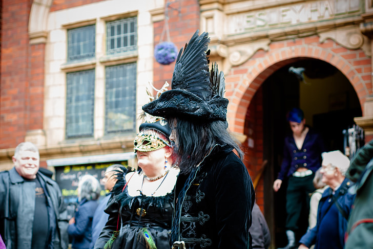 whitby goth weekend, festival, gothic, casal