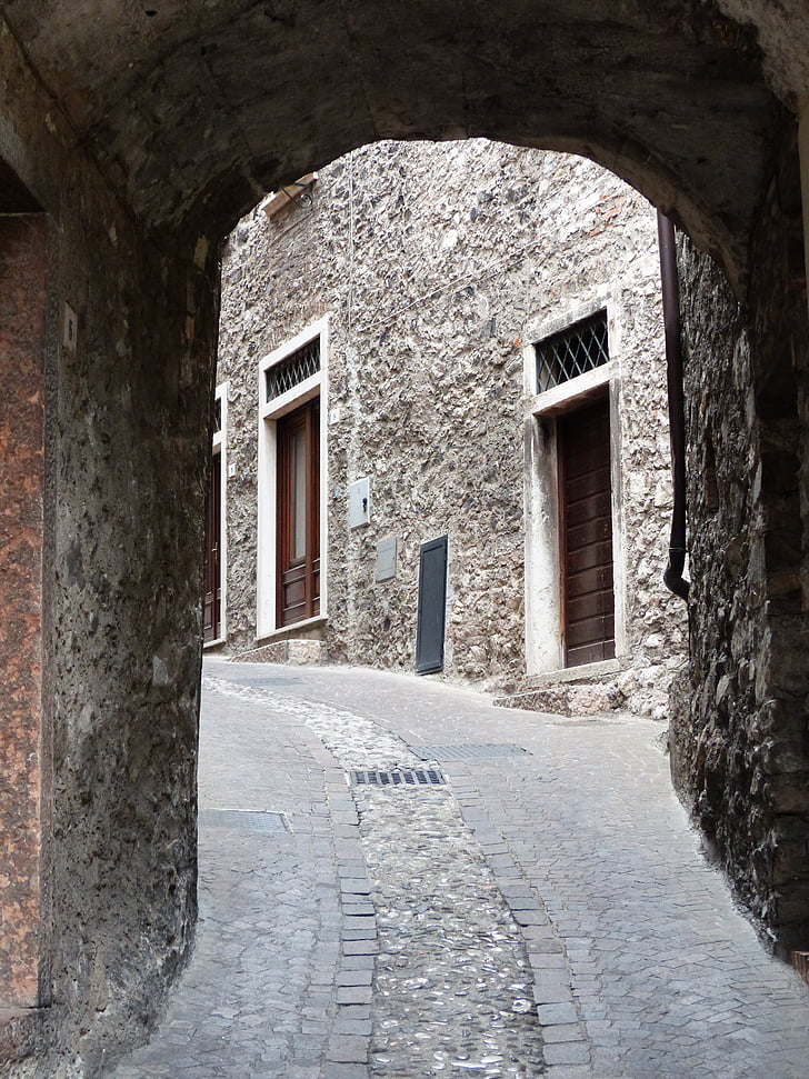 közúti, folyosón, Burkoló kövek, macskaköves street, Limone sul garda, Limone, Olaszország