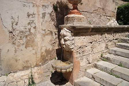 Mallorca, Palma, scale, distributore d'acqua, Isole Canarie