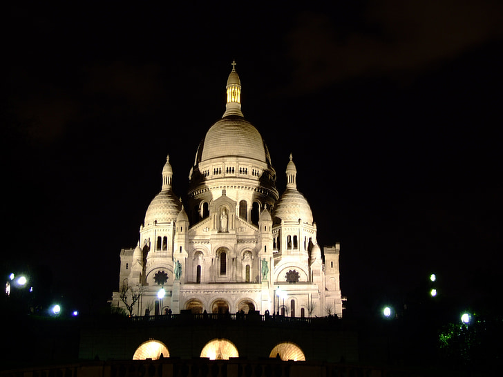 Paris, Francija, naktī, vakarā, Basilique du sacre coeur, baznīca, katedrālē
