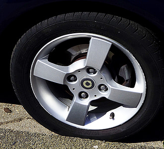 mature, rim, rubber, wheels, auto tires, alloy wheels, wheel