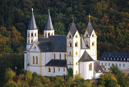 Monasterio de, Iglesia, campanario, arquitectura, historia, antiguo, lugar famoso