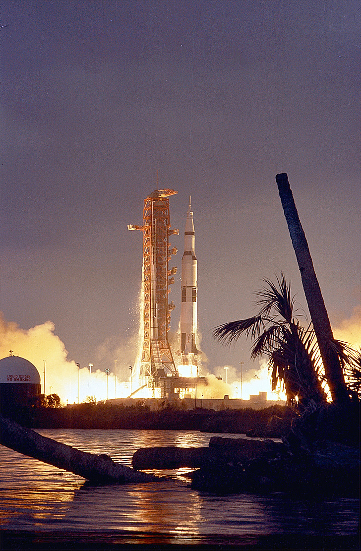 apollo 14 launch, night, manned mission, moon, liftoff, astronaut, exploration