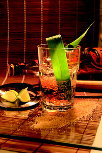 rum, bar, kozarec viskija, steklo, pijača, wiskeyglas, alkohol