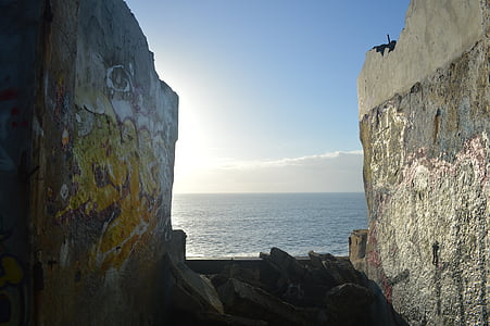 wall, ocean, horizon, bunker, sea, sky, water