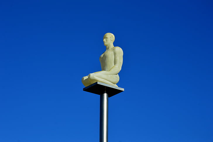 status, Place masséna, Nice côte d'azur, meditation
