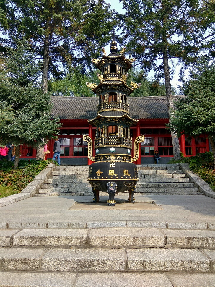 Jilin, Longtan berg, Dragon-templet, Kina