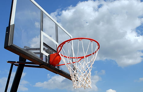 Akcija, aktivni, aktivnost, košara, košarka, plavo nebo, oblaci
