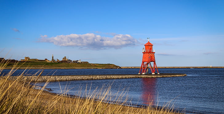 south shields, lighthouse, pier, groyne, harbour, beach, seaside