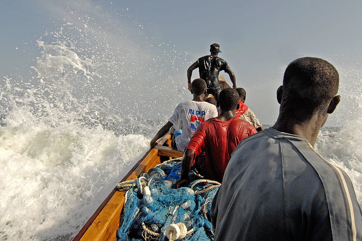 personnes, en hausse, bateau, Ghana, Fischer, eau, vue arrière