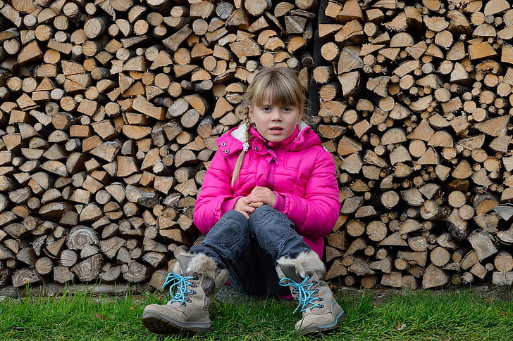 child, girl, blond, sit, wood, outdoors, caucasian Ethnicity