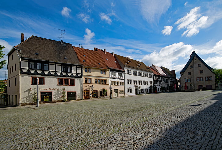 tržiště, městská radnice, Sangerhausen, Sasko Anhaltsko, Německo, stará budova, zajímavá místa