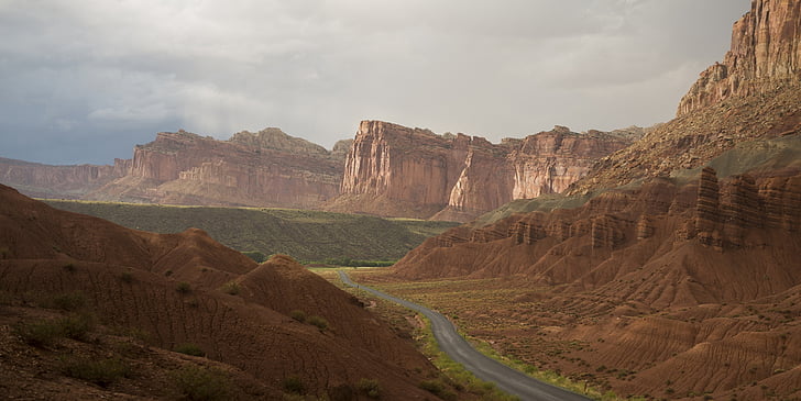 scenico, paesaggio, Panorama, Parco nazionale di Capitol reef, Utah, Stati Uniti d'America, in auto