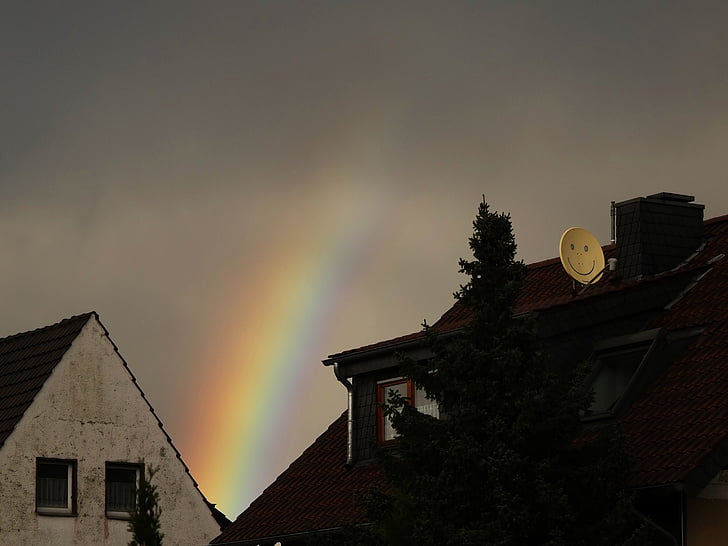 arco iris, colorido, Color, cielo, techo, casas, antena parabólica