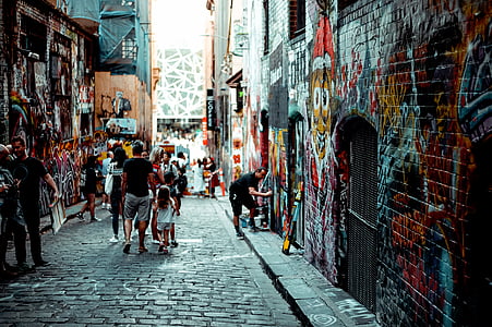 carrer, carreró, parets, graffiti, maons, carretera, persones