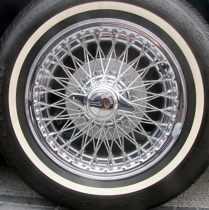chrome, car wheel, spoke wheel, oldtimer, vintage car, sportscar, wheel hub