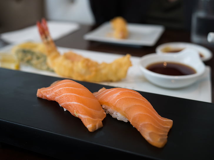 pescados y mariscos, salsa, negro, madera, tabla, sushi, Sake