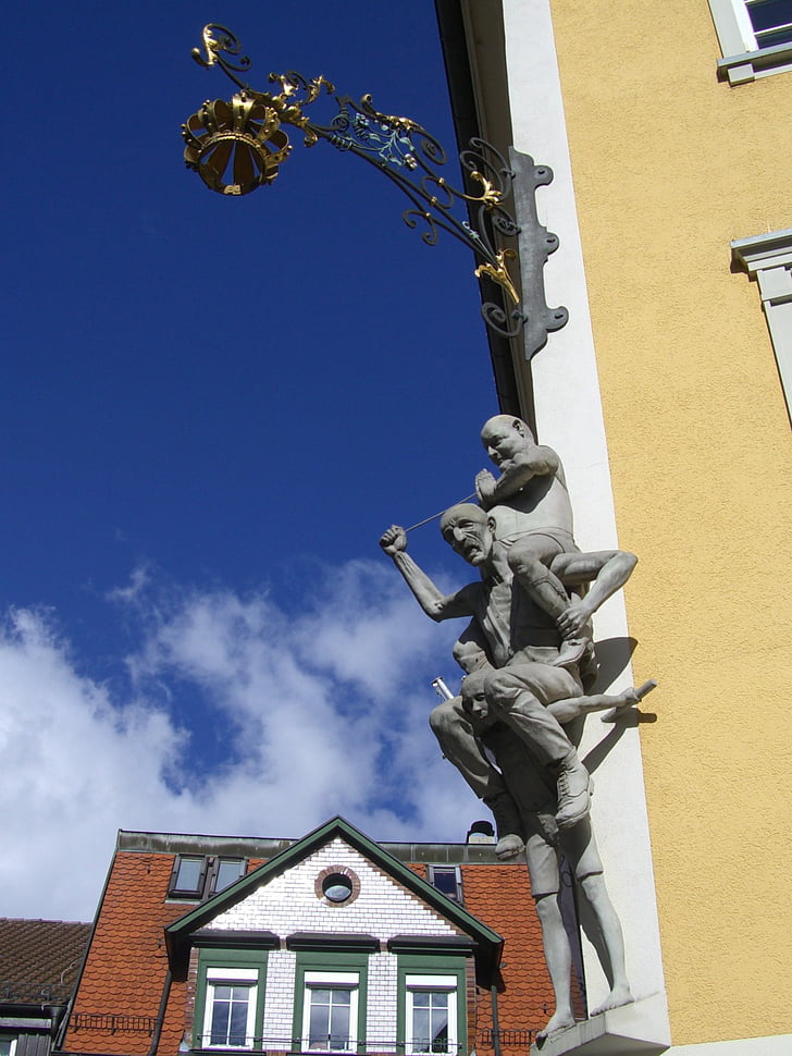 Gasthof crown, Ravensburger barn marknaden, skulptur, hauseck, barn, tjänare, Parson