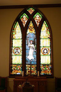 kostol, vitráže, okno
