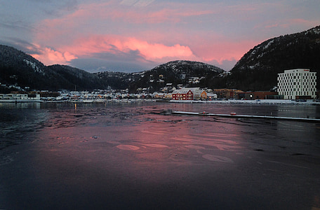 namsos, roza, Zima, planine, zalazak sunca, oblaci, Norveška