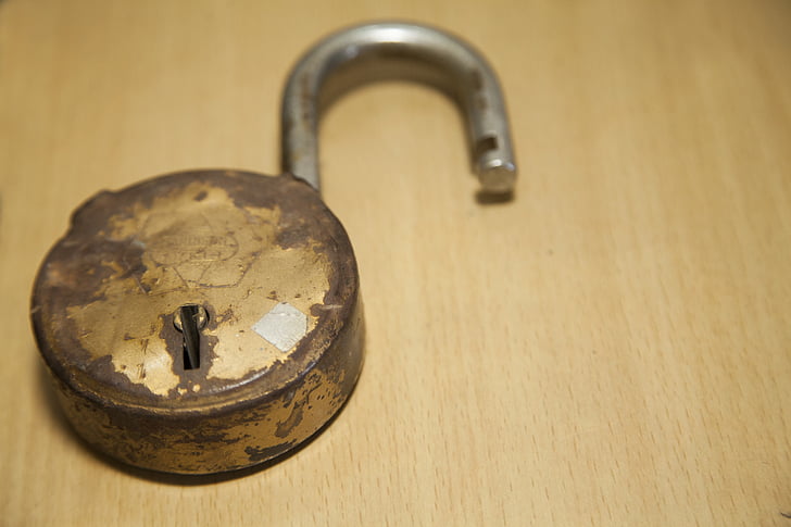 lock, broken lock, old lock, weathered lock, broken security, internet hacking, hacked