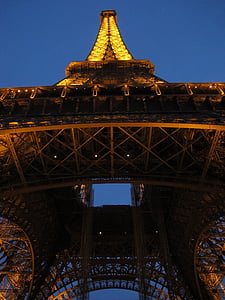 Eiffelova veža, Paríž, Nočný pohľad, Eiffelova veža, slávne miesto, Paríž - Francúzsko, Architektúra