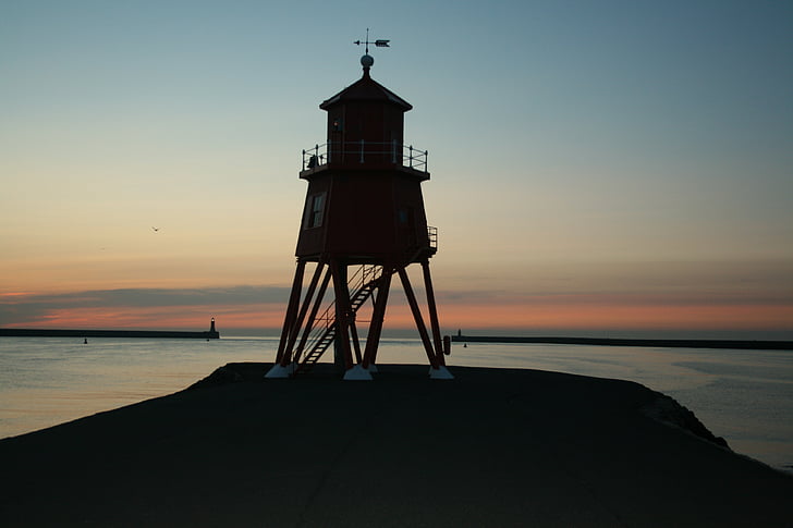 Tyne, Napkelte, South shields, Pier, kikötőhídon, világítótorony, Hajnal