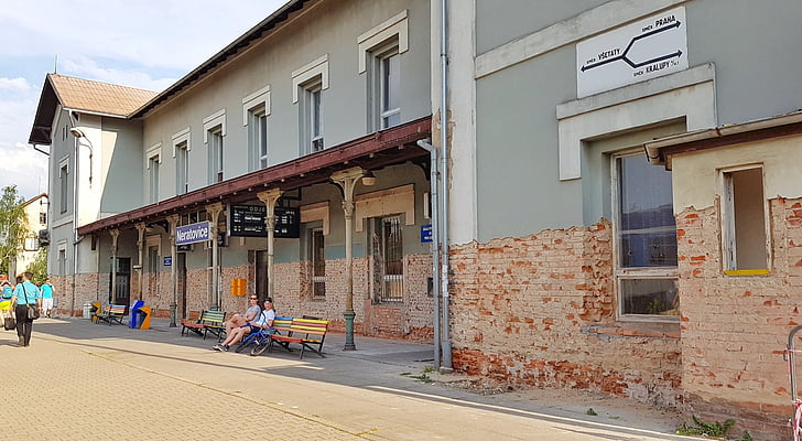 Neratovice, Stasiun, rekonstruksi, Street, arsitektur, Kota